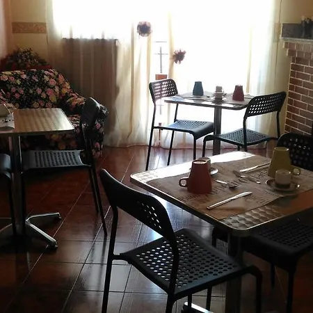 Lukania Holiday Bianculli 住宿加早餐酒店 *